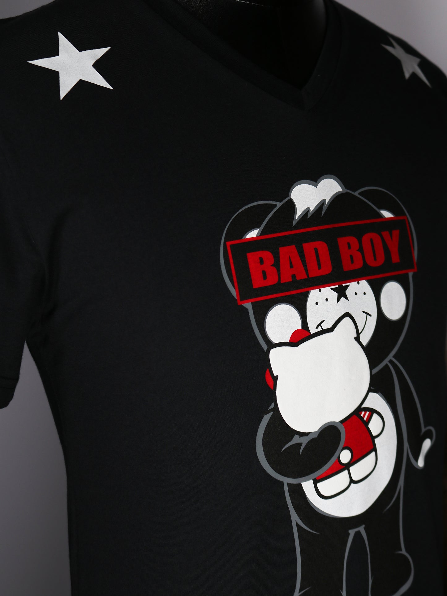 バッドボーイチャッピーラブスハローキティtシャツの横